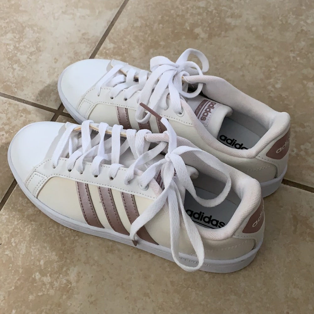 Adidas sneakers - Picture 2 of 4